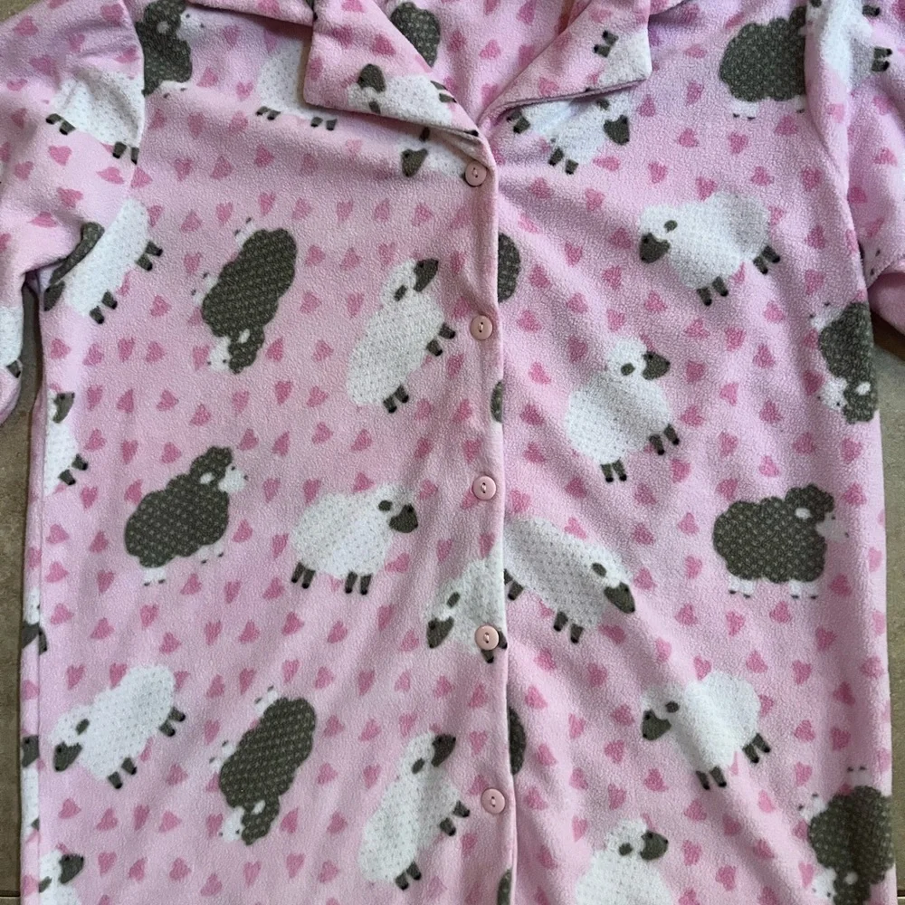 Hotel Spa Collection Size Medium Soft Fleece Pink Pajama Top Black White Sheep